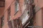 Обрушение балкона в жилом доме в Хакасии